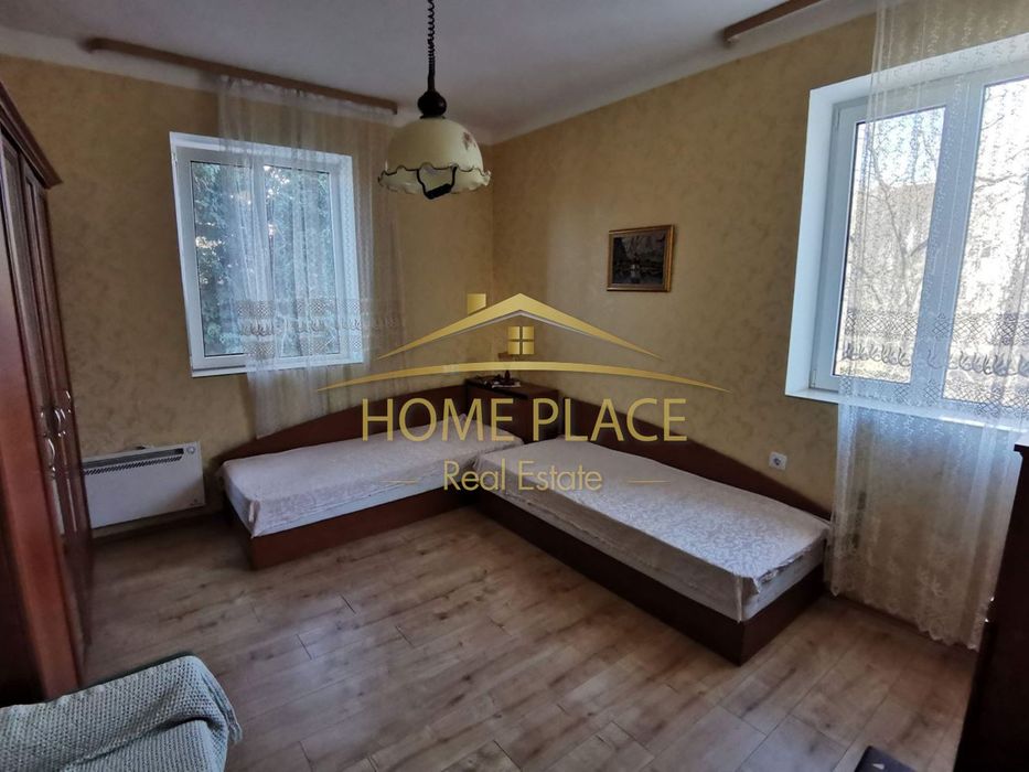 Дава се под наем Двустаен апартамент в Варна, Център - 50 кв.м за 331.5 € - Снимка #3