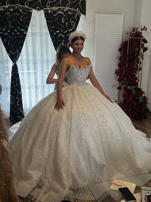 Rochie de mireasa printesă