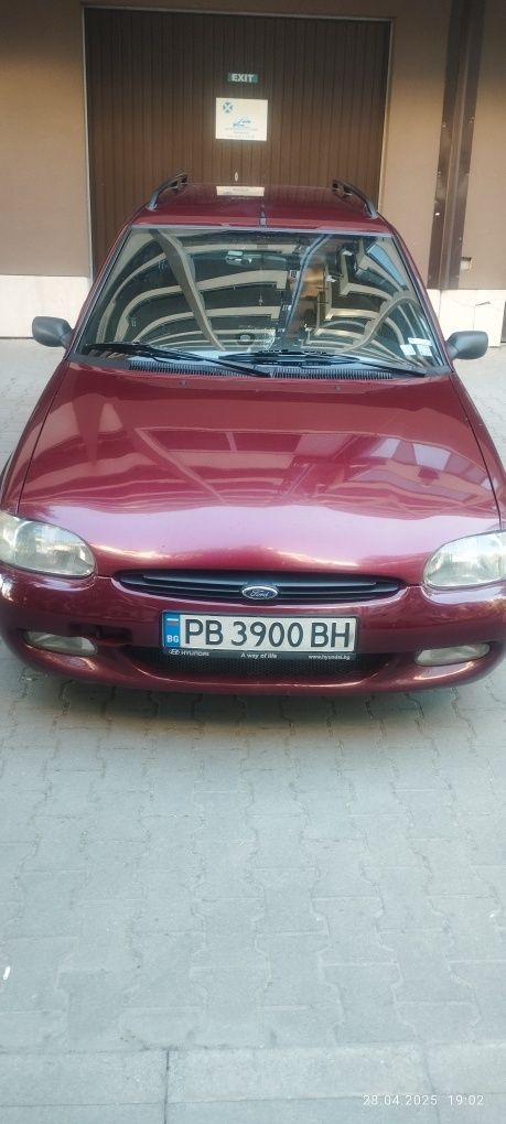 Форд Ескорт 1.6 v