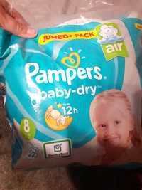 PAMPERS baby nr 8 50 lei