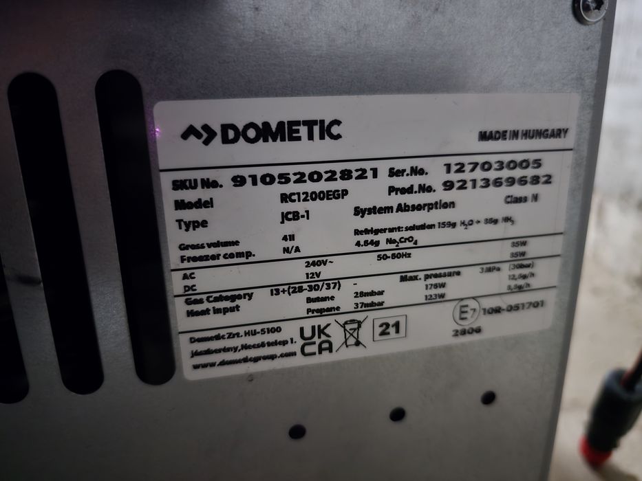 Къмпинг хладилник Dometic