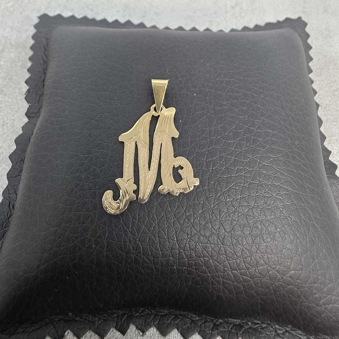 Medalion "M" Aur 14K 1.35g (AG26 Tudor 2)(B.43892) Garantie 2 ani!