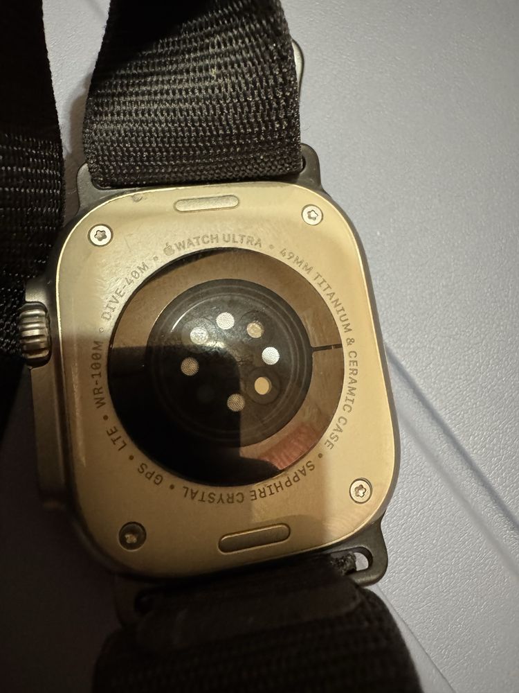 Apple Watch Ultra Titanium 49mm