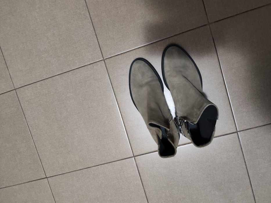 Vând Ghete Zara Noi