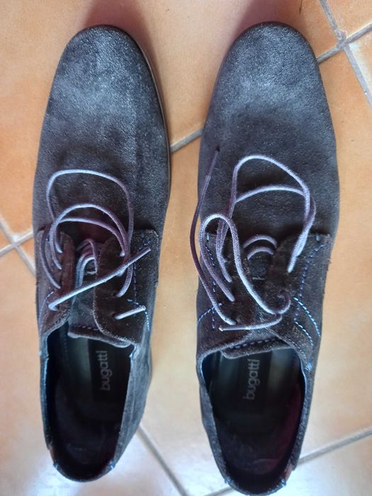 Pantofi barbatesti, piele întoarsă, marime 43, Bugatti