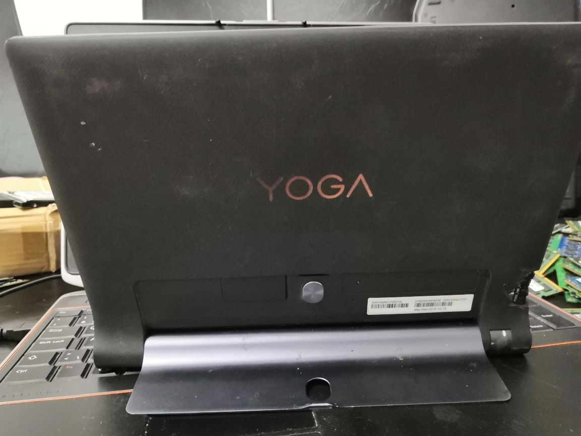 Tableta Lenovo tab Yoga 3 YT3-X50F pentru piese. Placa de baza buna