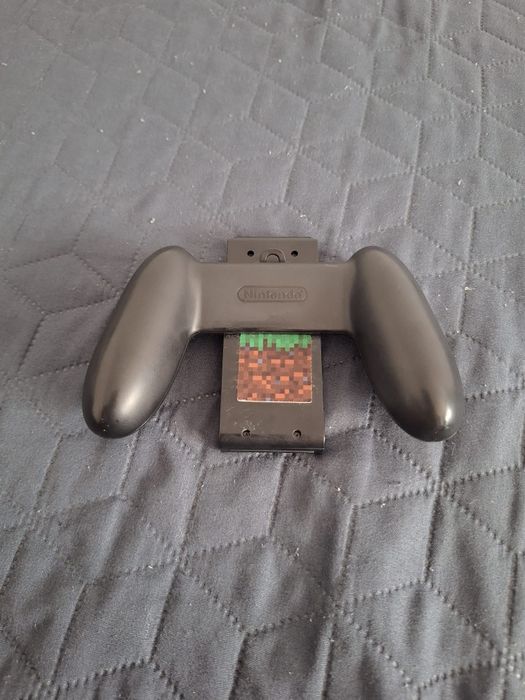 Vând Nintendo Switch OLED