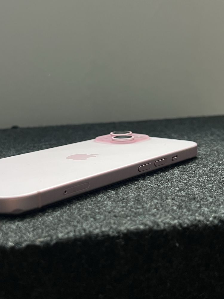 Iphone 15 , 256 гб