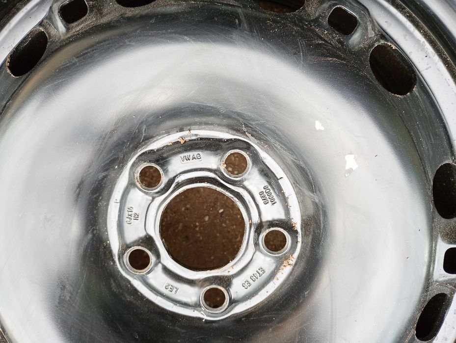 Продавам гума с джанта 195/50/15