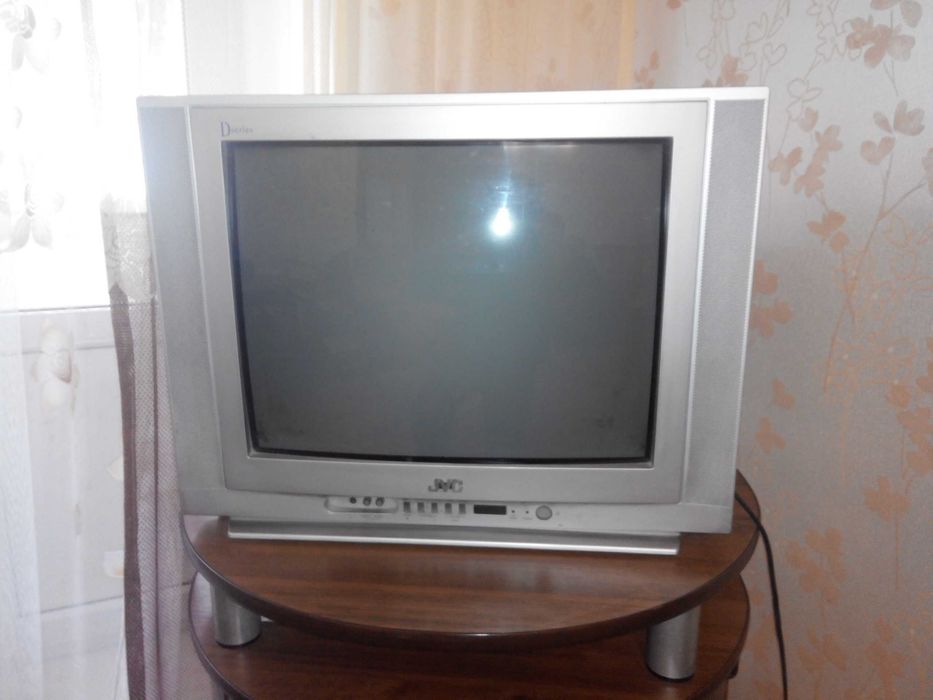 телевизор JVC 54см