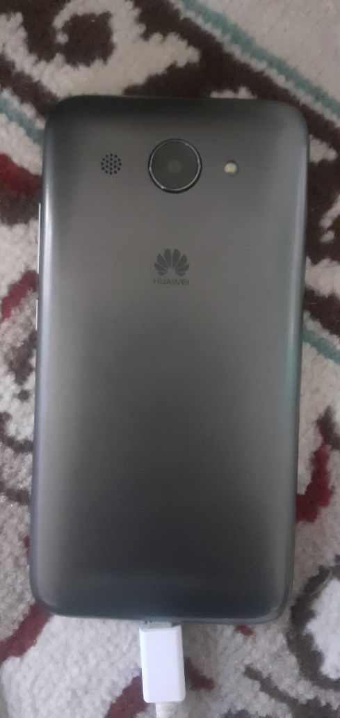 Huawei Y3  2018года