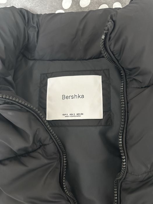 Елек Bershka черен