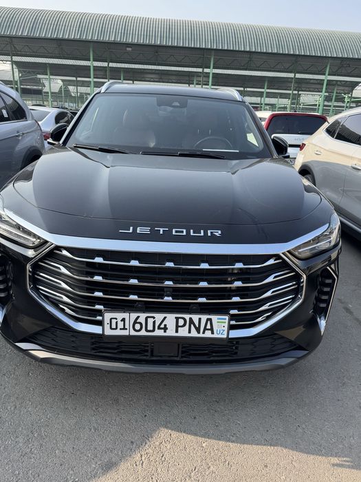 Продаю Jetour x70 plus произвоства дубая