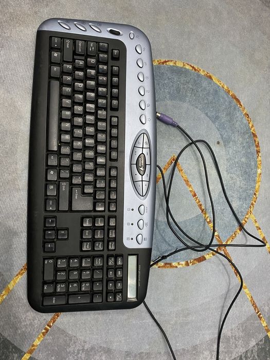 Genius клавитура