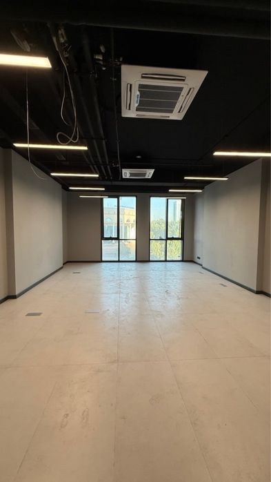 Срочно сдаётся в аренду нежилое помещение в Nest One 58 м2