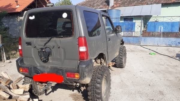 Vand suzuki jimny,an 1999