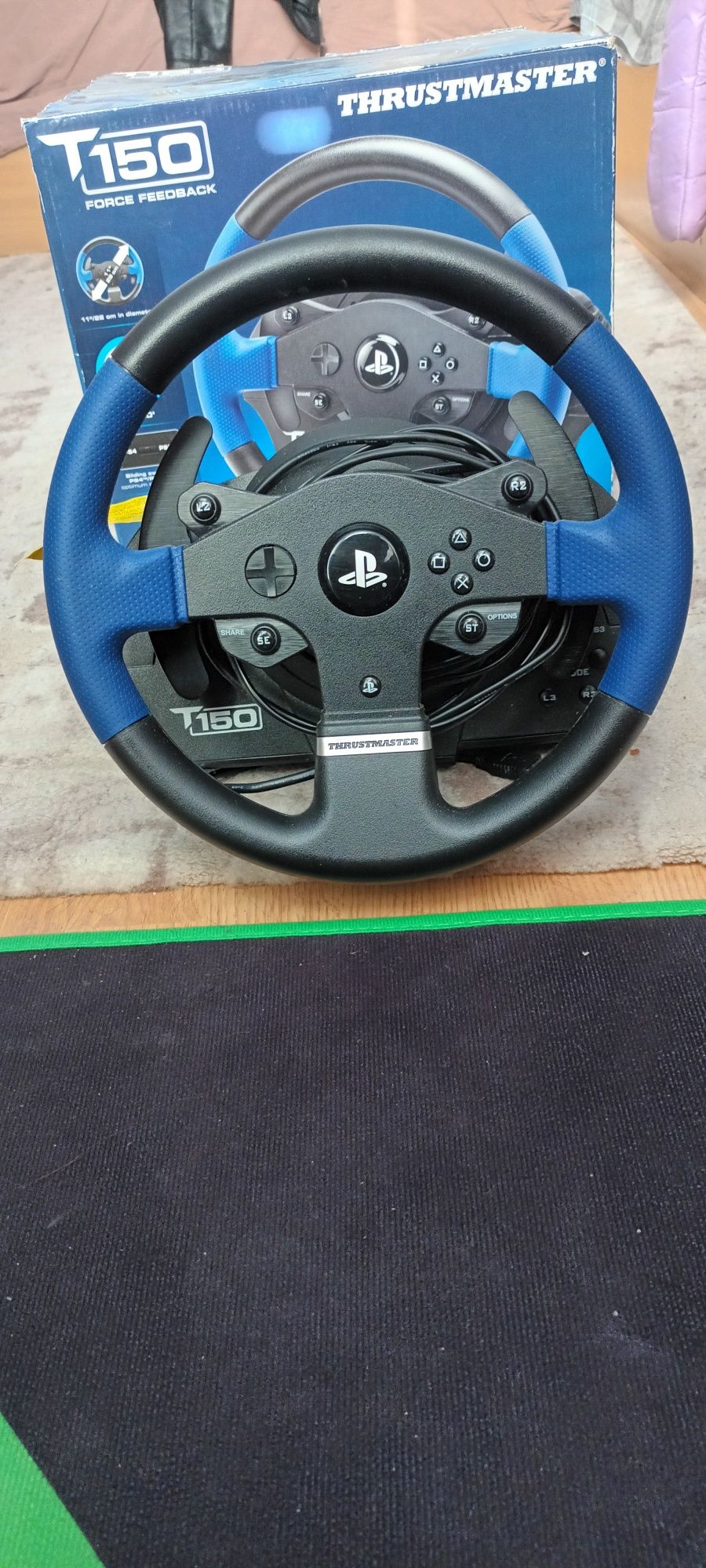 Волан със педали thrustmaster t150