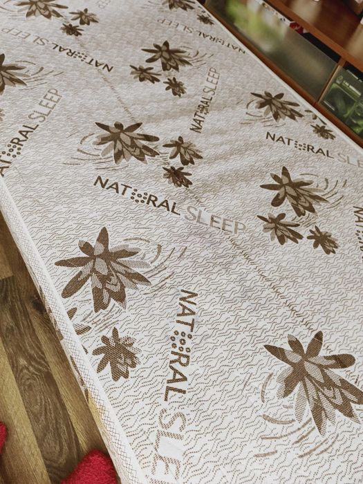 Подарявам еднолицев матрак 90/200