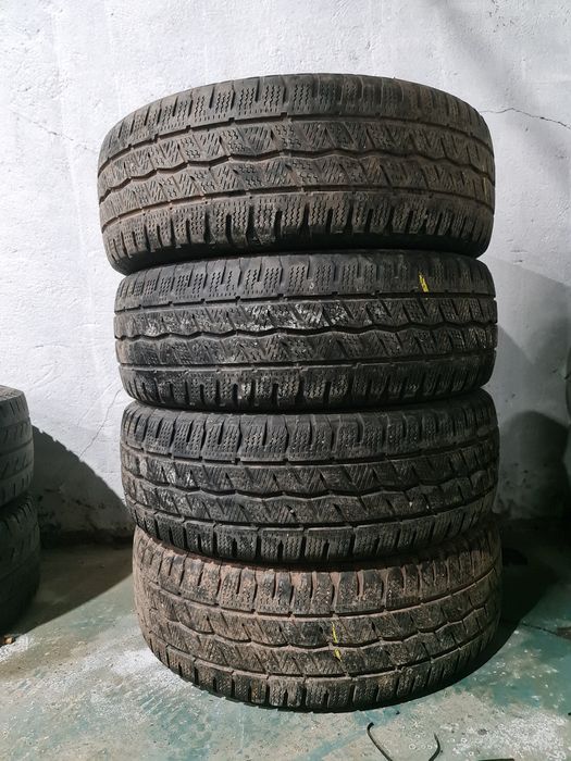 4x 215/60/17C M+S HANKOOK 6MM 2022 Stare impecabila