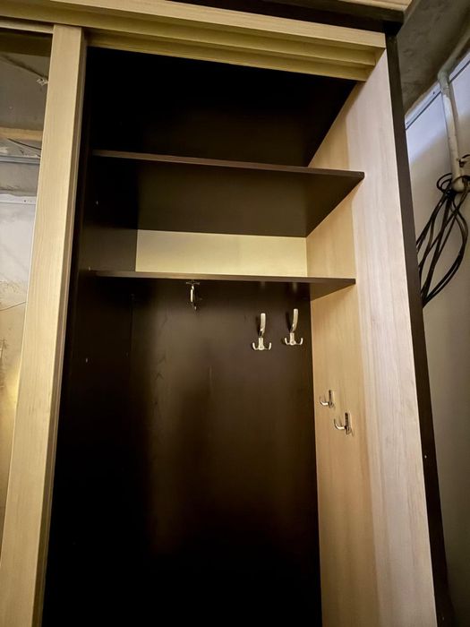 Шкаф для прихожей