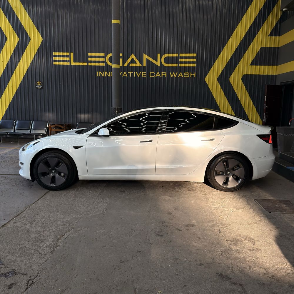 Tesla model 3 american standart