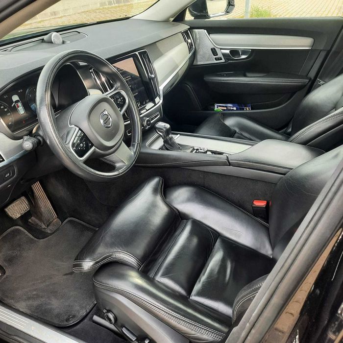 Volvo V90 – INSCRIPTION—2017