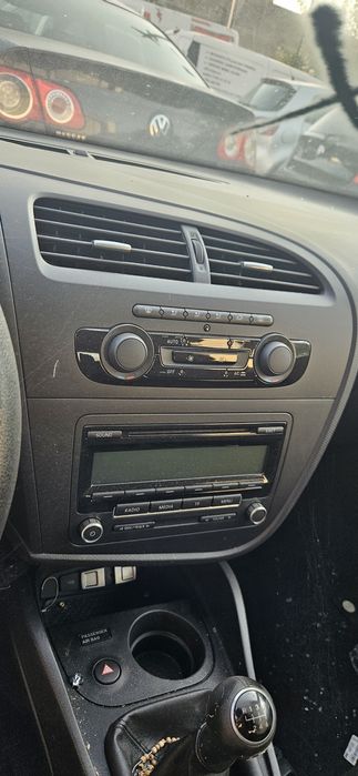 Dezmembrez Seat Leon