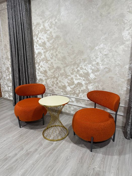 Jurnalniy stol.
﻿﻿Журнальный столик .
﻿﻿Usti akril va mdfdan yasalgan