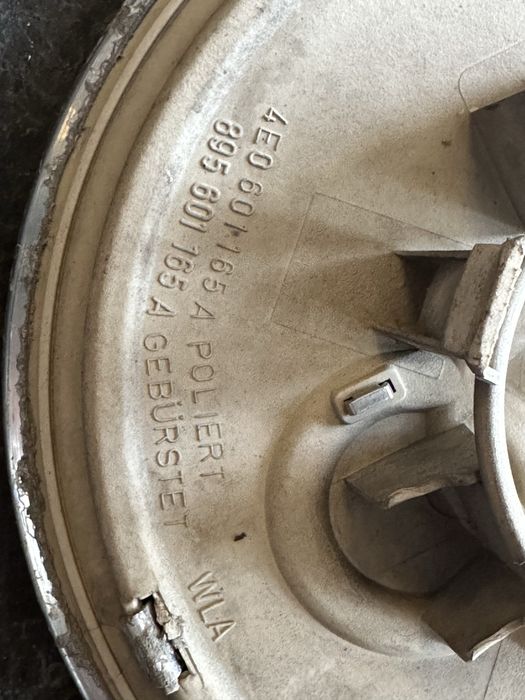 Капачки за Ауди А8 07 г Audi A8 D3