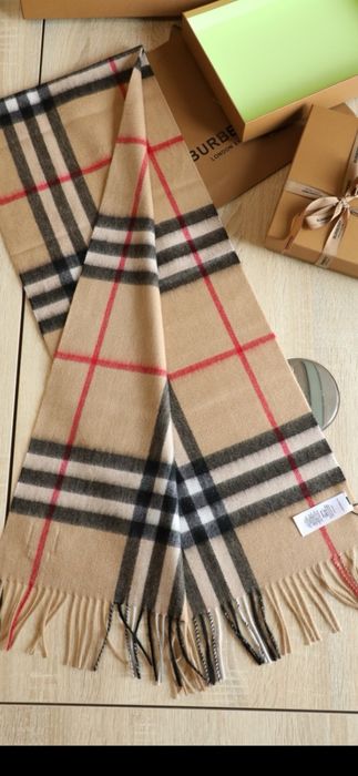 Fular bărbați Burberry model 2026, 100% cașmir, 7 modele