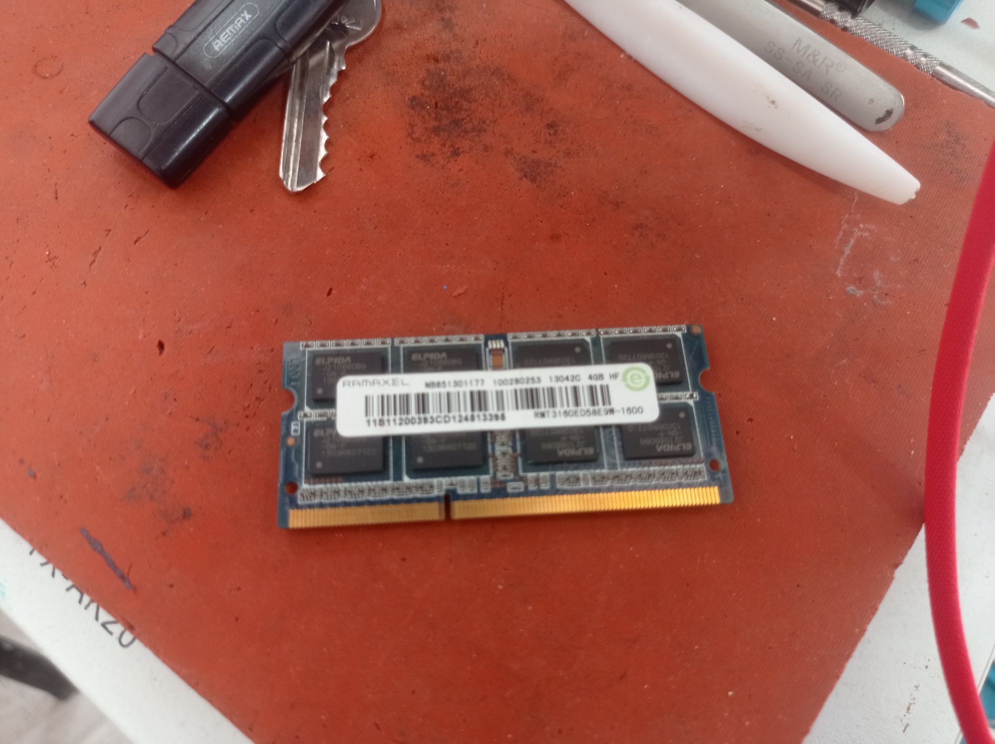 Оперативка на 8 и 4gb ddr3