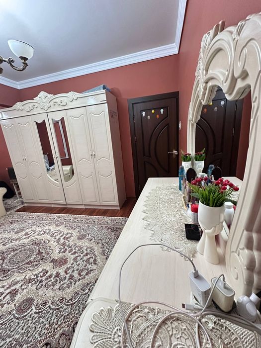 Продается спальняя мебель