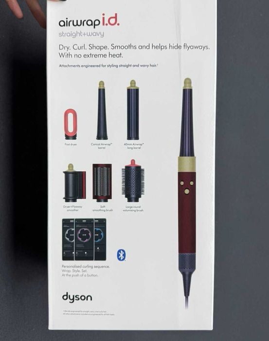Чисто НОВ Dyson Airwrap i.d. HS08(Straight+Wavy)(Red Velvet/Gold)
