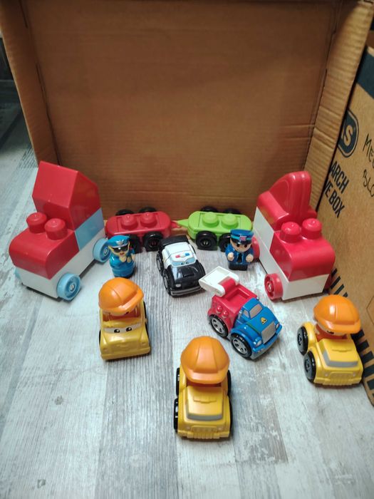 Set mașinuțe Mega Bloks figurine