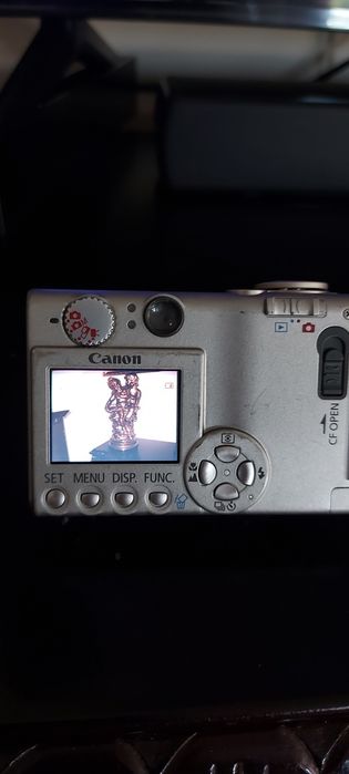 aparat foto video CANON digital IXUS 400,piesă de colecție.