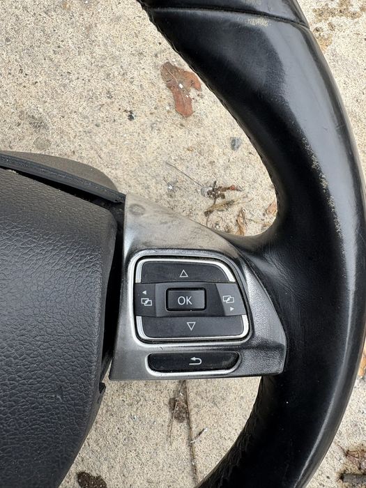 Волан VW Passat B7 2013