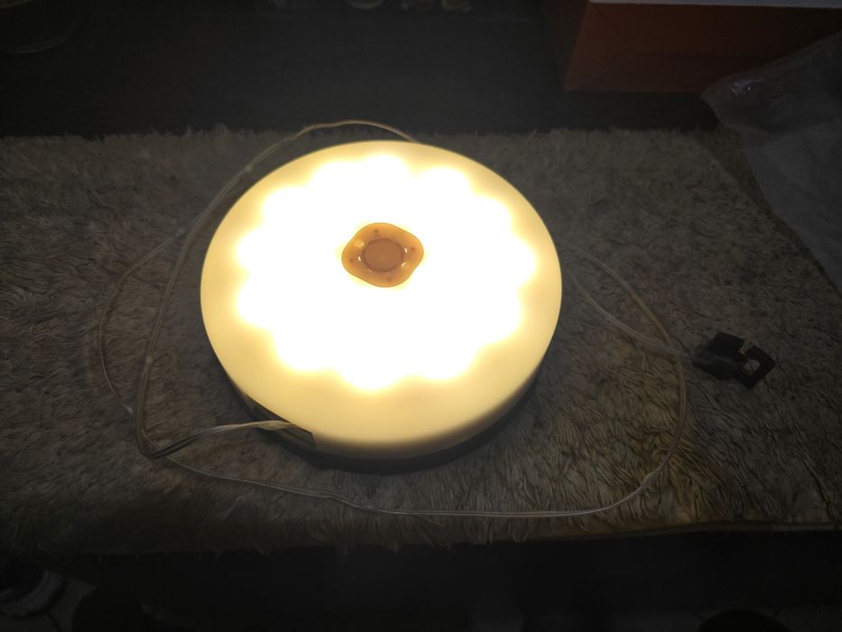 Lampa, decoratiune lumini led solara si cu baterie interna