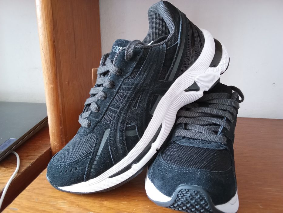 Asics gel,чисто нови , размер 40