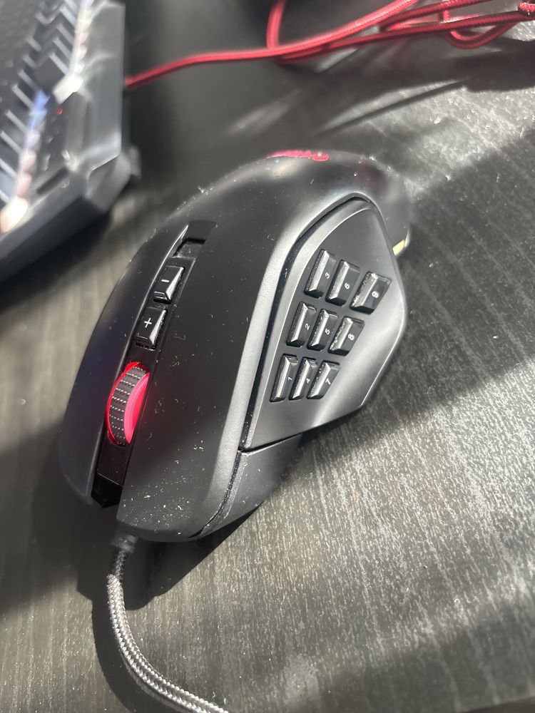 Tastatura si mouse gaming RGB stare perfecta
