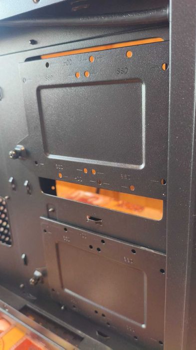 Кутия за компютър CM MasterBox Q500L