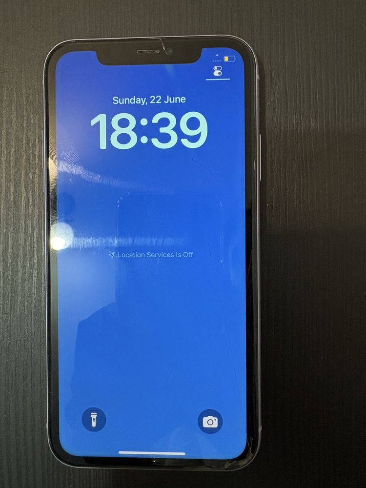 Iphone 11   64GB