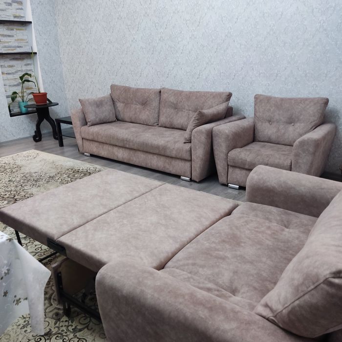 Продаётся два комплекта дивана с креслом