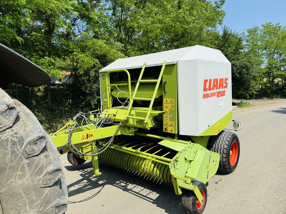 Presa de balotat Claas 250 presa baloti rotunzi 1,2m PLASA SI ATA