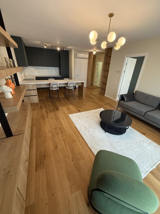 Închiriez Apartament 2 camere Arcadia Domenii central