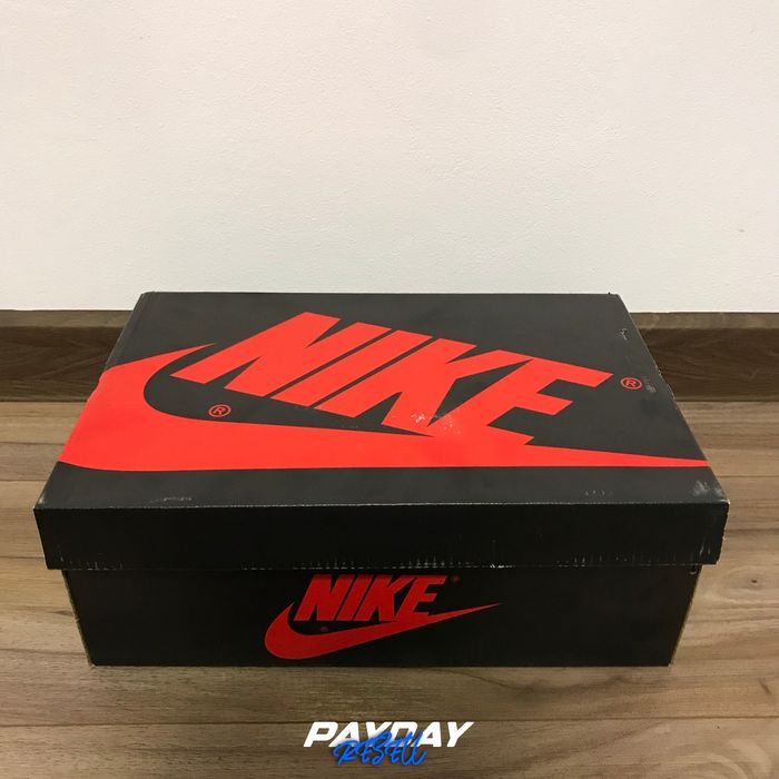 Jordan 1 High x Off-White
Off-White Chicago