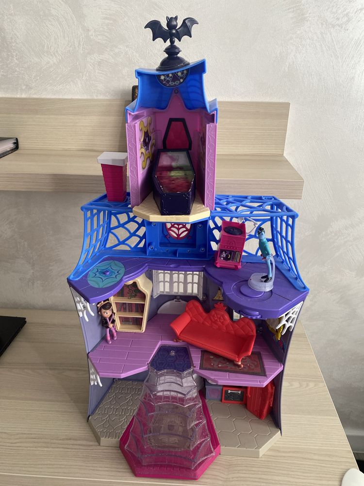 Casuta Vampirina