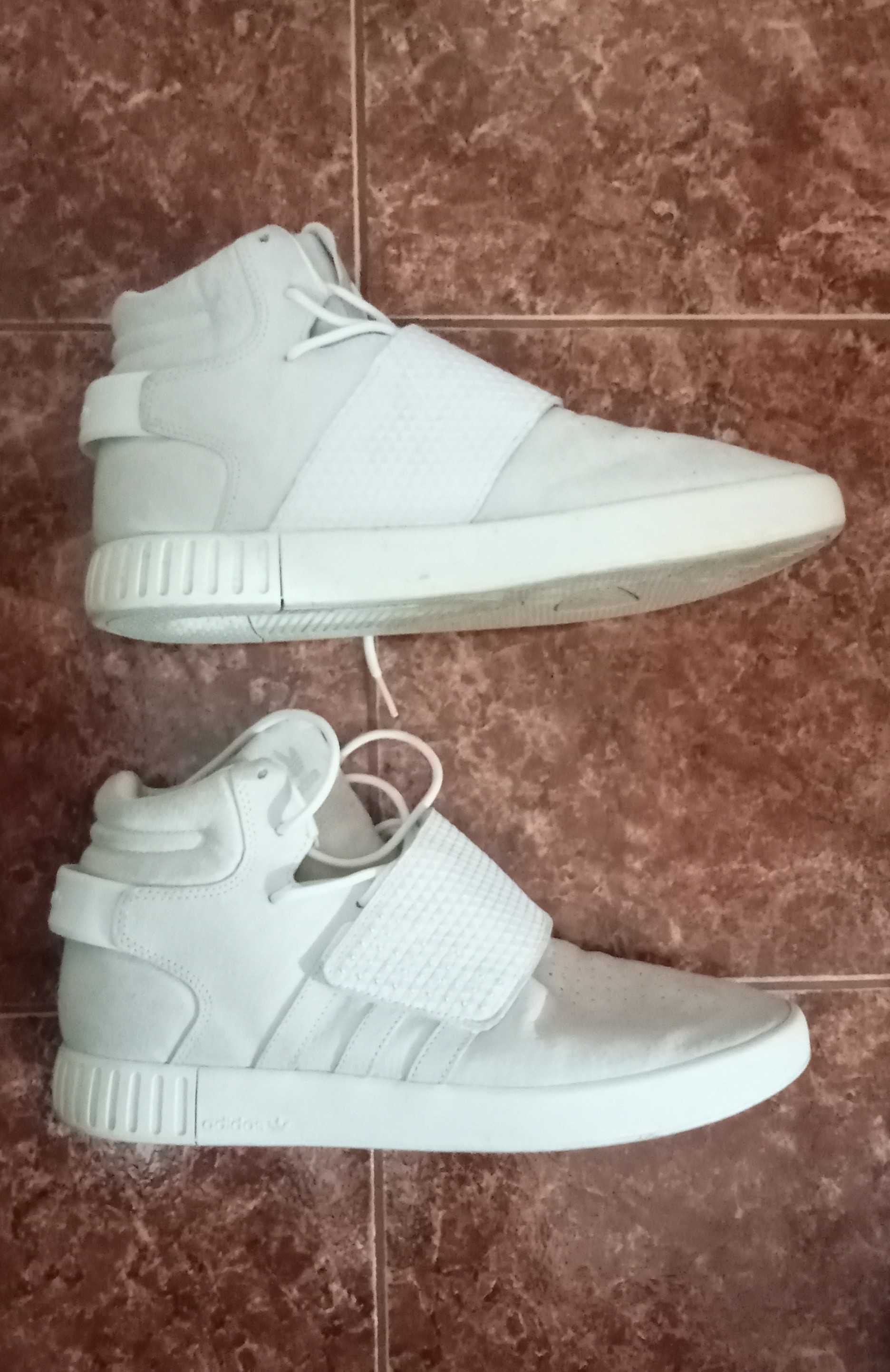 Маратонки adidas tubular номер 44 2/3