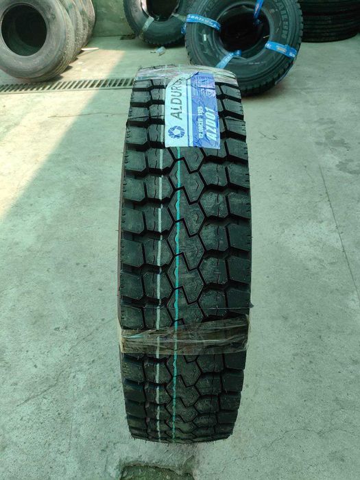 Самосвал HOWO CHAKMANLARGA 12.00R20 - 24 слойли ALDURON балонлар бор