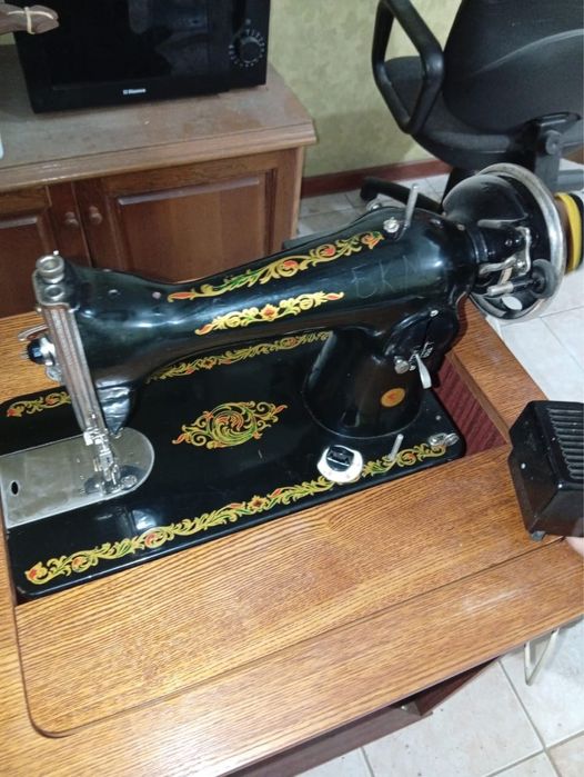 Швейная машинка чайка