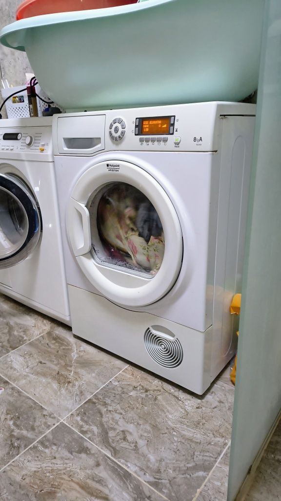 Сушилня Hotpoint Ariston Термопомпа